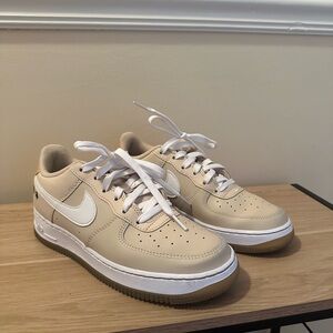 Nike Kids Beige and White Sneakers